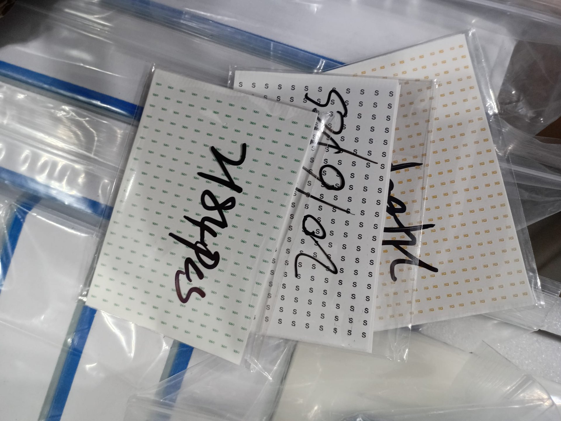 Vida üzeri etiket XİAOMİ 250 adet